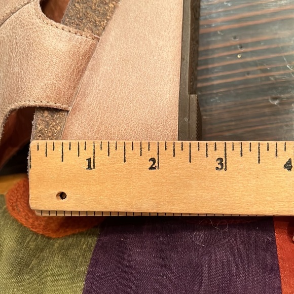 Taos Wedges - Picture 10 of 11